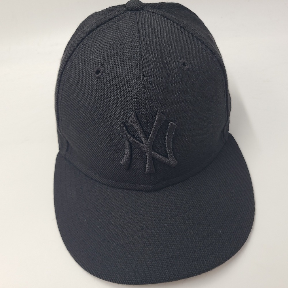 New York Yankees Hat Fitted 7 1/4 New Era 59Fifty Black MLB Baseball Wool Men